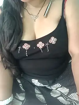 Snapshot of Anjali-bhabhi chatting on 5, 4, 2026 Anjali-bhabhi online show from 5, 4, 2026