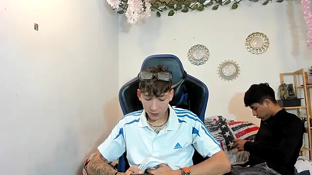 sebas boys577 online show from 18, 10, 2025