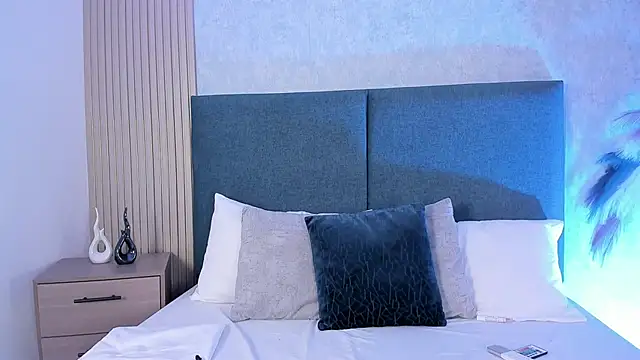 Snapshot of Laura_Ivy chatting on 12, 2, 2026 Laura Ivy online show from 12, 2, 2026