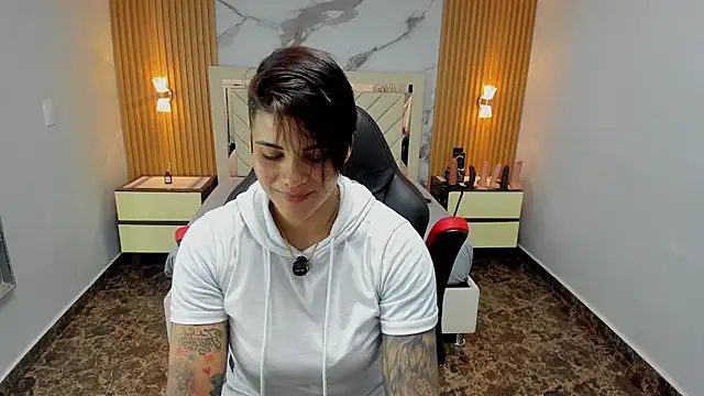 KAROLLJONES1 online show from 17, 2, 2026