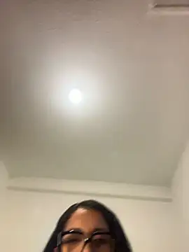 princesaliay online show from 17, 7, 2026