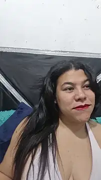 Snapshot of ALMAWHITE chatting on 22, 12, 2025 ALMAWHITE online show from 22, 12, 2025