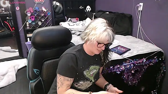 Snapshot of oddywithabody chatting on 13, 2, 2026 oddywithabody online show from 13, 2, 2026