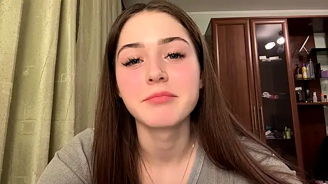 Adel strongwoman online show from 18, 3, 2026