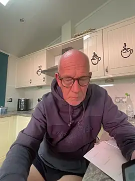 philefc online show from 12, 11, 2025