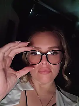 Snapshot of Bridgette03 chatting on 8, 7, 2026 Bridgette03 online show from 8, 7, 2026