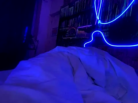 3615-ULLA online show from 26, 10, 2025