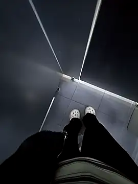 aloan Tk online show from 8, 4, 2026