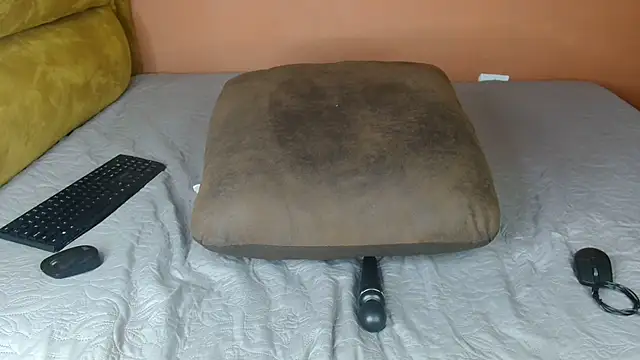 Snapshot of SexxyAddiict chatting on 5, 2, 2026 SexxyAddiict online show from 5, 2, 2026