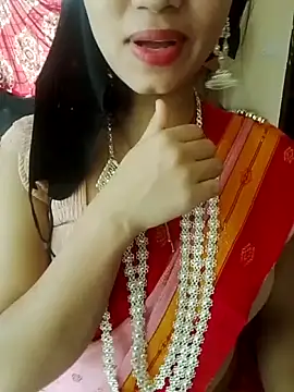 Snapshot of Sweet_Bindika07 chatting on 8, 10, 2025 Sweet Bindika07 online show from 8, 10, 2025