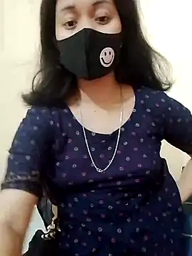 Snapshot of Sweet_Bindika07 chatting on 15, 10, 2025 Sweet Bindika07 online show from 15, 10, 2025