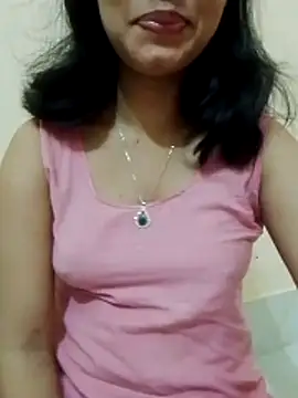 Snapshot of Sweet_Bindika07 chatting on 27, 10, 2025 Sweet Bindika07 online show from 27, 10, 2025