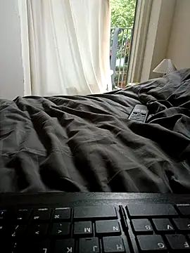 Snapshot of handsome8inchh chatting on 14, 9, 2025 handsome8inchh online show from 14, 9, 2025