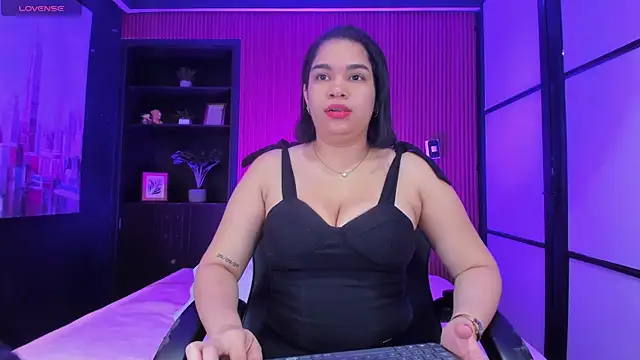 Snapshot of SamaraAnders_ chatting on 16, 6, 2026 SamaraAnders online show from 16, 6, 2026