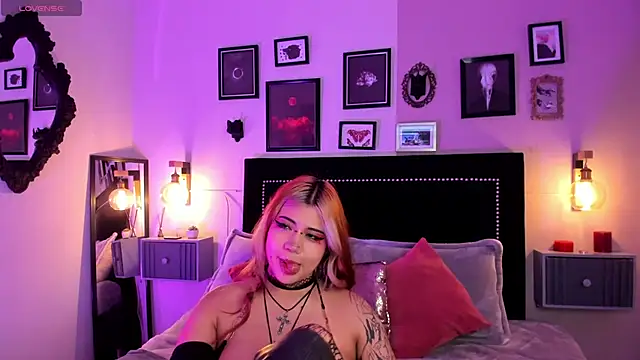 pinkk deemon online show from 5, 3, 2026