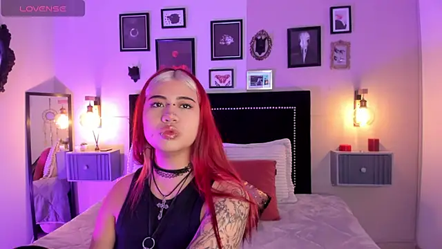 pinkk deemon online show from 31, 3, 2026