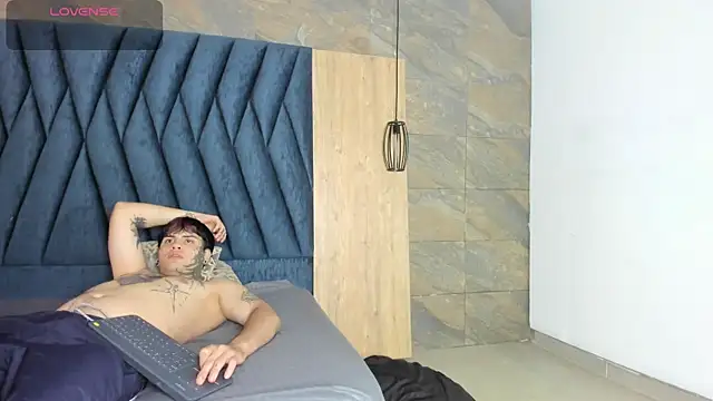 Mollyxketa1  online show from 26, 11, 2025