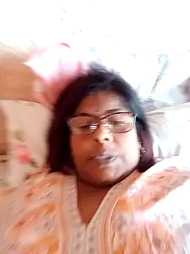 Snapshot of mileesha chatting on 28, 12, 2024 mileesha online show from 28, 12, 2024