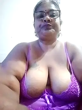 Snapshot of mileesha chatting on 12, 3, 2025 mileesha online show from 12, 3, 2025