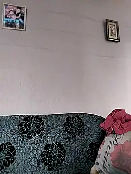 Snapshot of mileesha chatting on 4, 12, 2025 mileesha online show from 4, 12, 2025