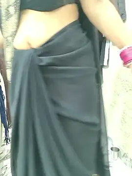 Snapshot of Hota_night chatting on 8, 11, 2025 Hota night online show from 8, 11, 2025