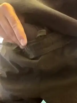 Snapshot of Axelitoc chatting on 2, 10, 2025 Axelitoc online show from 2, 10, 2025