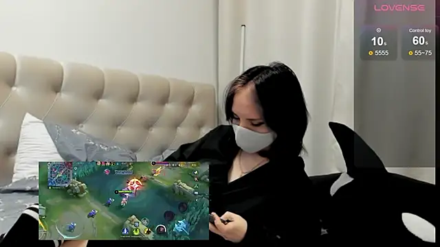 Snapshot of KIYOMIchka chatting on 1, 11, 2025 KIYOMIchka online show from 1, 11, 2025