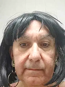 Snapshot of Emily_de_Carla chatting on 8, 5, 2026 Emily de Carla online show from 8, 5, 2026