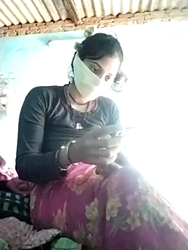 Snapshot of Hot-qwer chatting on 21, 12, 2025 Hot-qwer online show from 21, 12, 2025