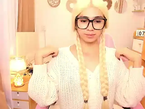 joyfulmartinaa online show from 7, 11, 2025