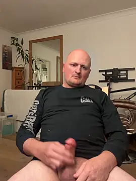 Snapshot of Attila120 chatting on 11, 10, 2025 Attila120 online show from 11, 10, 2025