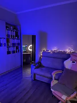 bigJuicyPussy online show from 4, 4, 2026