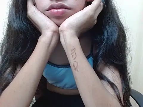 Snapshot of smallcuute chatting on 17, 9, 2025 smallcuute online show from 17, 9, 2025