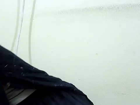 Snapshot of smallcuute chatting on 3, 12, 2025 smallcuute online show from 3, 12, 2025