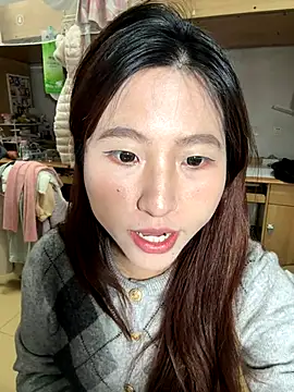 ououlovelove online show from 19, 11, 2025