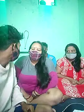 LoveOnStream online show from 19, 11, 2025