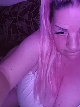 Snapshot of AnnStefani@xh chatting on 14, 6, 2026 AnnStefanixh online show from 14, 6, 2026