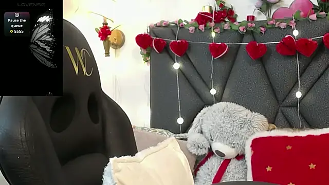 IndraKaur  online show from 20, 3, 2026