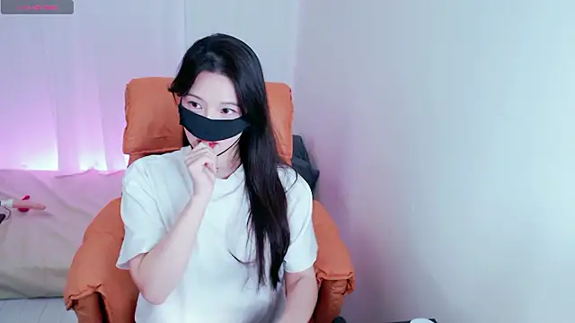 Snapshot of ai_bin chatting on 3, 11, 2025 ai bin online show from 3, 11, 2025