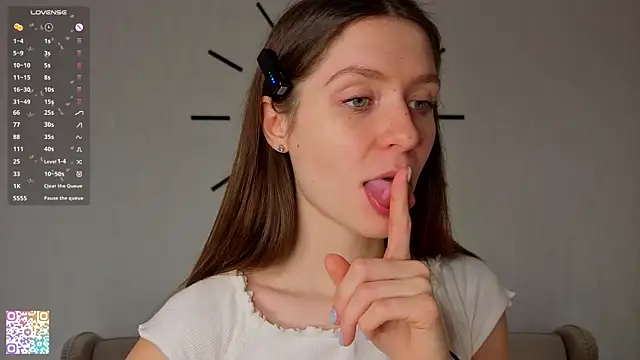 MinaMancilla online show from 25, 9, 2025