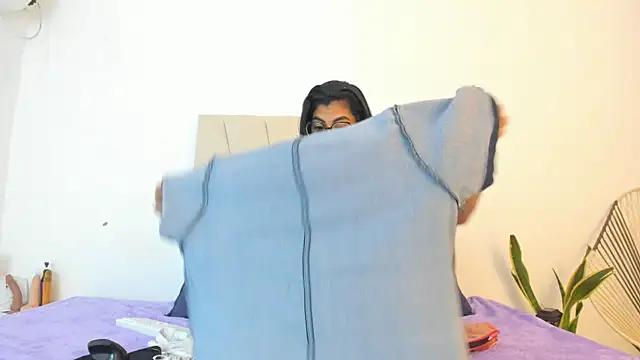  Miaa khalifa  online show from 12, 9, 2025