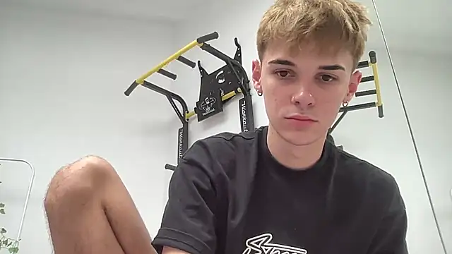 Milk Guy online show from 17, 9, 2025