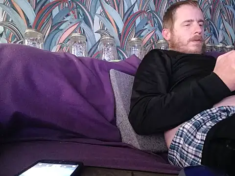 Snapshot of gaydavid chatting on 7, 11, 2025 gaydavid online show from 7, 11, 2025