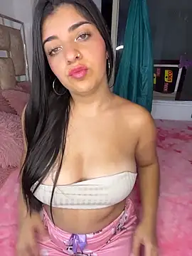 Isaa-Sweet online show from 19, 11, 2025