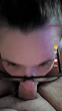 queenpeaches121 online show from 8, 7, 2026