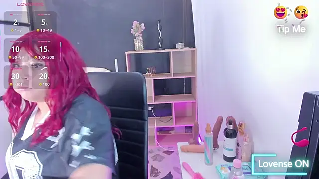 ThaliaBrooks  online show from 29, 10, 2025