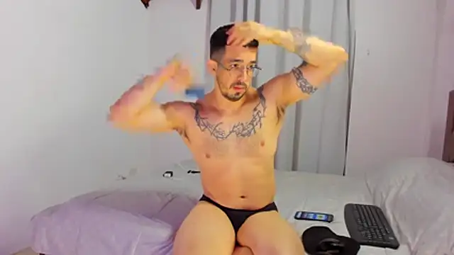 Hunter Hoott online show from 1, 12, 2025