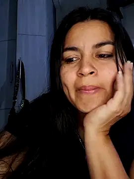 Snapshot of Llizxxy chatting on 4, 3, 2026 Llizxxy online show from 4, 3, 2026