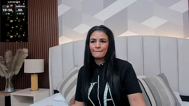 Mommy Naughty online show from 10, 1, 2026