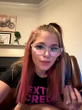 Snapshot of Riley_ray69 chatting on 14, 9, 2025 Riley ray69 online show from 14, 9, 2025